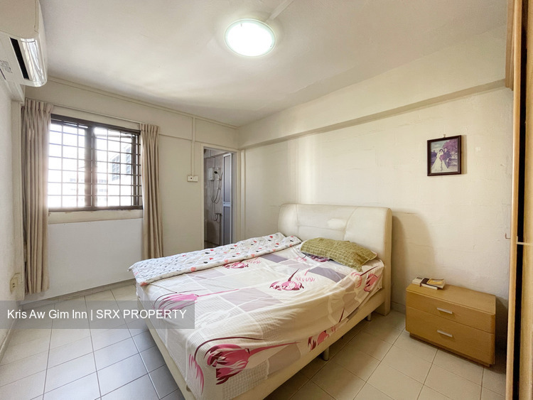 Clementi Avenue 2 thumbnail photo